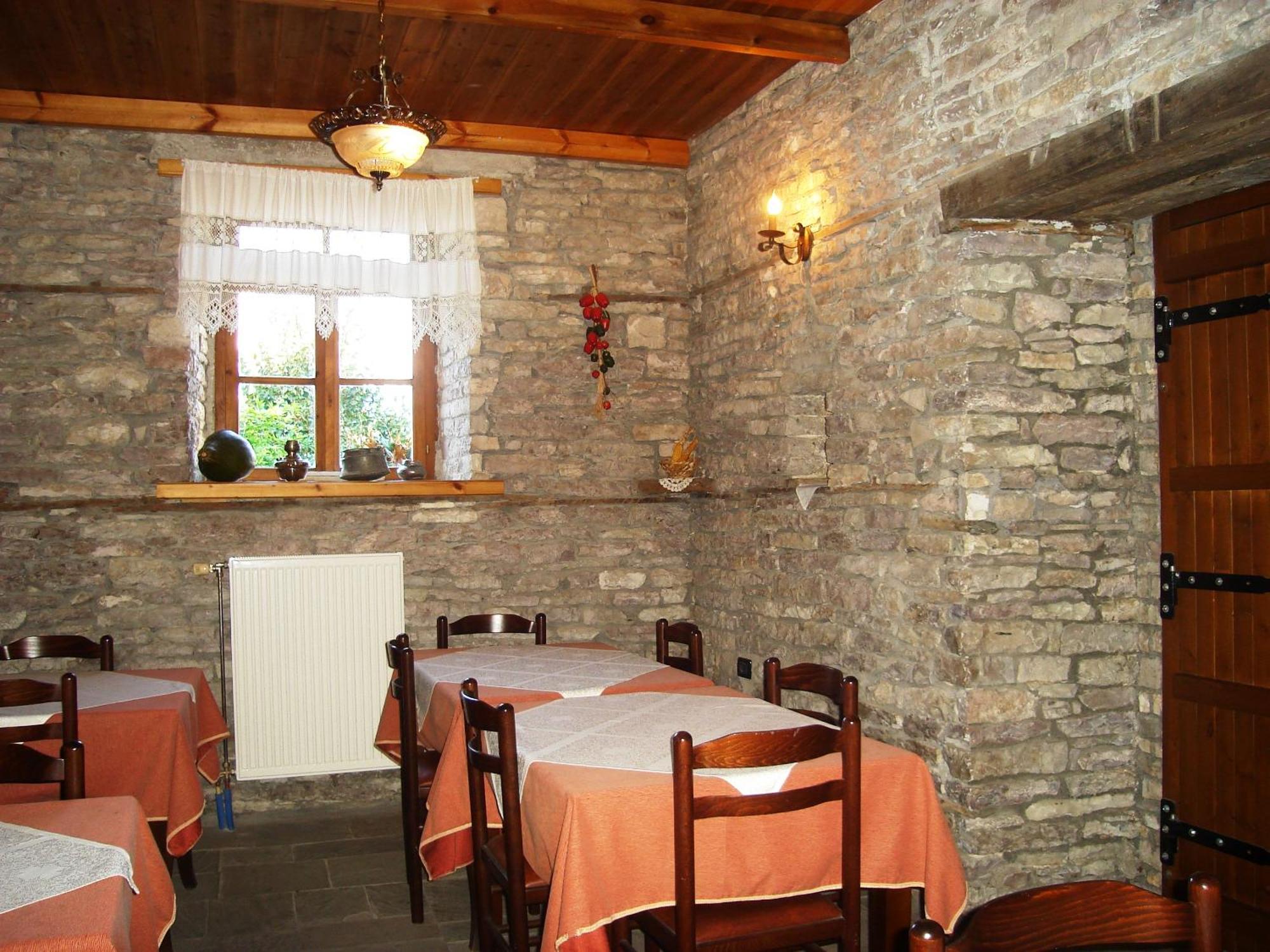 Hotel Kalemi Gjirokastër Buitenkant foto