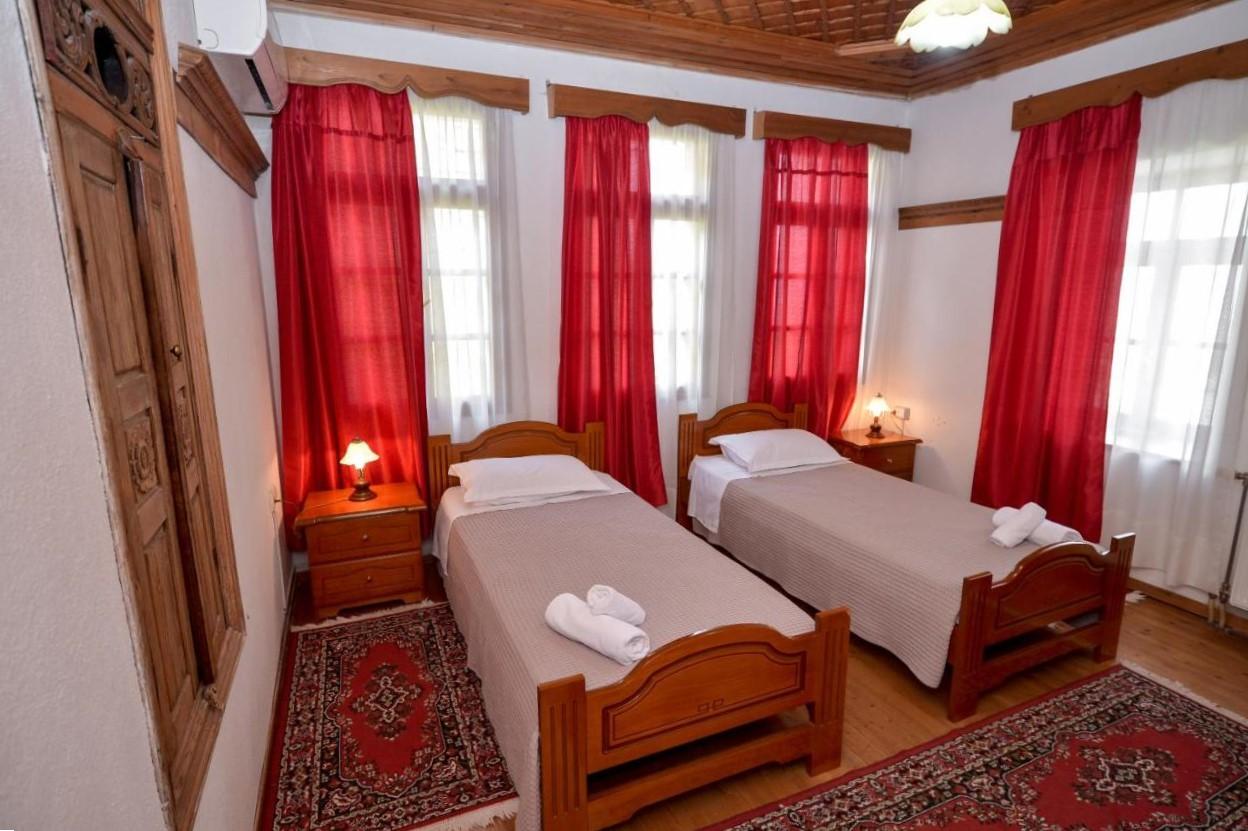 Hotel Kalemi Gjirokastër Buitenkant foto